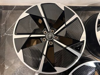 original kolesa 5x112 et40 audi q3 sq3 rsq3 r21 - 6