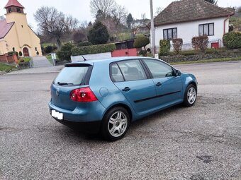 Volkswagen golf 5 1,4 55kw benzín - 6