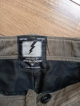 John Doe cargo - 6