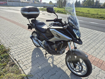 Honda NC750X DCT - 6