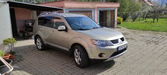 Mitsubishi Outlander 2.0 TDI 103 kw - 6