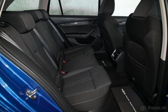 Škoda Octavia 2.0TDI 110kW DSG Style Matrix Side HUD Tažné - 6