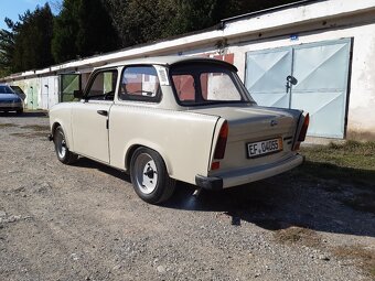 TRABANT 601 - 6
