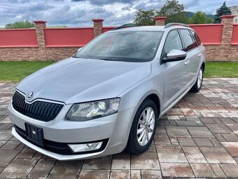 Škoda Octavia Combi 2.0 TDI 4x4 - 6