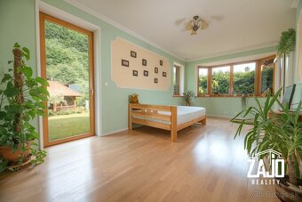 Elegantná vila s veľkorysým priestorom a wellness zónou IL - 6