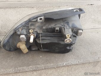 Predám predne svetla na Seat Cordoba 1.4 44kw rok 2000 - 6