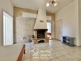 Na predaj zrekonštruovaný 4-izbový rodinný dom v Nesvadoch - 6