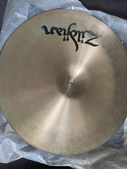 Zildjian Avedis medium thin crash 16" - 6