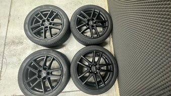 R17 225/45 Anzio 5x112 - 6