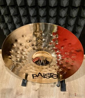 Predám Paiste PST 8 Reflector Medium 18" - 6
