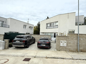 LOYALTERS | 5 izbový rodinný dom v dvojdome - Stupava - 6