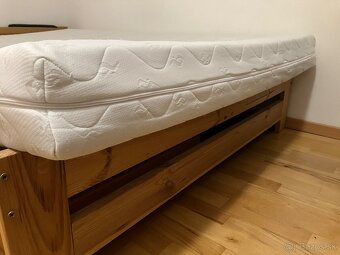 Drevenná posteľ 140cm - 6