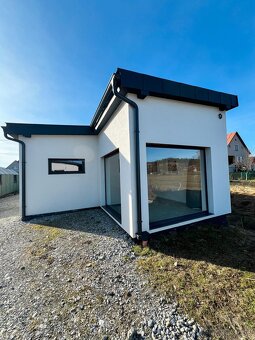Na predaj moderný 4- izbový bungalov, Raková - 6