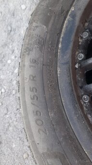 205/55R16 zimné Michelin +disky 80eur - 6
