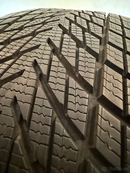 Zimné pneumatiky 235/50/19 Goodyear Ultragrip Performance 3 - 6