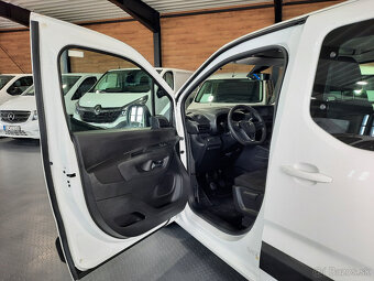 Opel Combo 1.2 - 5 Miest, rv. 2022 - 6