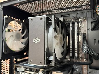 Ryzen 5 5600X 16GB RTX 4060 Ti SSD 650W Zdroj - 6
