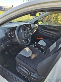 Predam Hyundai i20 - 6