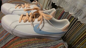 Botasky nike41ka 26.6cm - 6