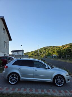 Audi A3 Sportback 2.0TDI quattro - 6
