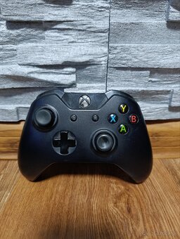 Xbox One 500gb + Kinect + 1 ovládač - 6