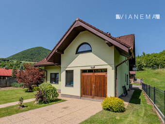 IBA U NÁS Na predaj štýlový 5 - izbový rodinný dom - Horný  - 6