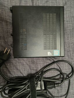 HP EliteDesk 800 G2 DM 65W + Monitor Dell - 6