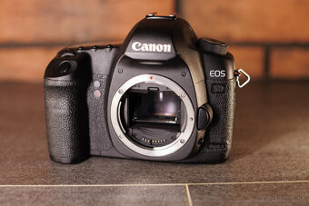 Canon EOS 5D Mark II - iba 24 900 exp. - 6