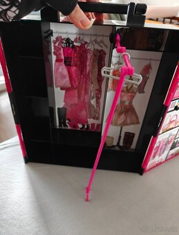 Barbie šatník plus doplnky - 6