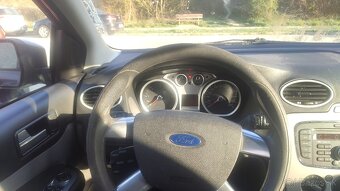 Ford FOCUS 1.6 TDCi 66kW 2010. - 6