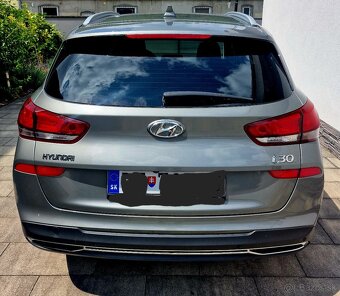 Hyundai i30 CW 1.5T- GDi Family DCT - 6