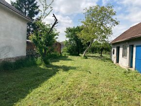 Rodiny dom  s dvoma stavebnymi parcelami s rozhlohou 2025 m² - 6