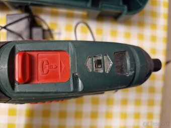 Aku skrutkovač Bosch s meničom bitov - 6