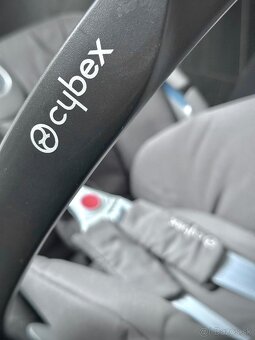 Polohovateľná autosedačka cybex cloud Z - 6