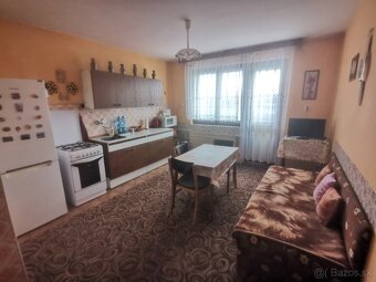 Krušovce - dvojgeneračný dom v tichej uličke - 6