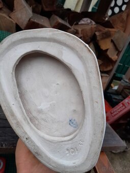 Predám sošku hokejista - 6