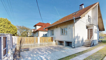 Veľký RD: 6 izieb, 2 kuchyne, 2 kúpelne, pivnica, garáž, 100 - 6