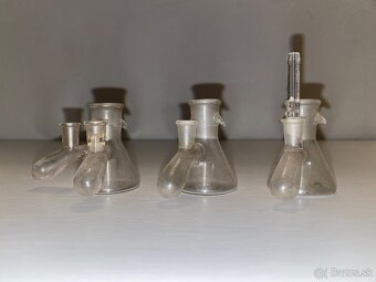 Laboratórne sklo - 6