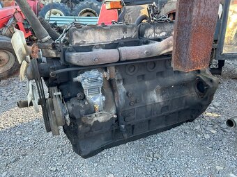 predám motor 6 valec na zetor zts crystal turbo aj hladký - 6