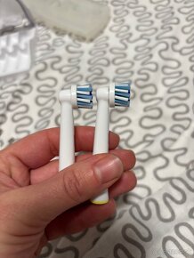 Elektrické kefky Oral B Braun - 6