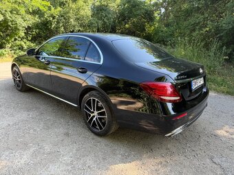 Mercedes-Benz E trieda Sedan 220 d A/T - 6