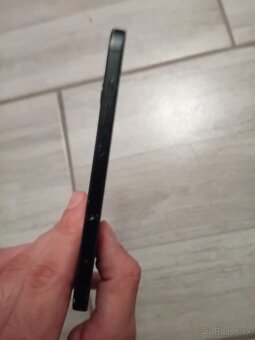 Predám iPhone 15 128 GB – Black (batéria 91%) - 6