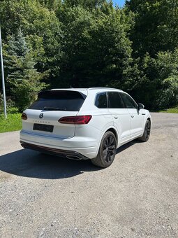 Volkswagen Touareg R-line 4Motion 3.0tdi - 6