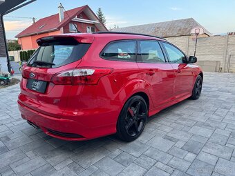 FORD FOCUS KOMBI ST 2.0 ECOBOOST BENZIN - 6