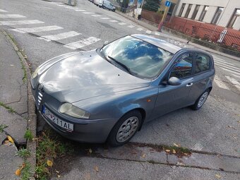 Alfa romeo 147 - 6