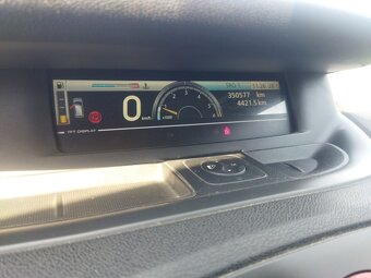 Renault Grand Scenic 1,5dci - 6