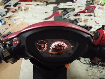 Skúter 50cc, veľmi dobrý technický stav - 6