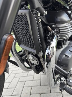 ROYAL ENFIELD SUPER METEOR 650 - 6