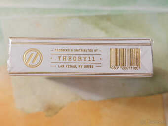 Zberateľské hracie karty theory11 "Monarchs White V2" SEAL - 6