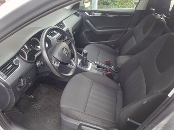 Škoda Octavia COMBI 1.6 TDI 85kW 5MP style - 6